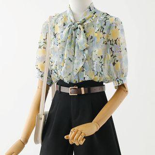 Short-sleeve Print Blouse / Shorts