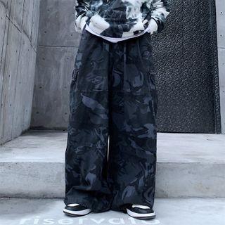 Camouflage Wide-leg Cargo Pants