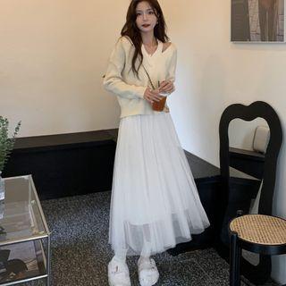 Halter Cable Knit Knit Top / Mesh Maxi A-line Skirt