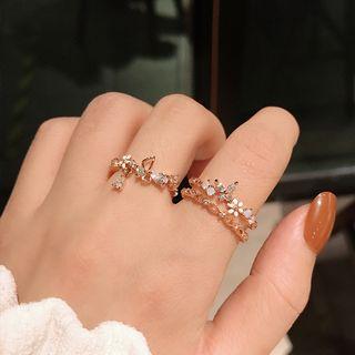 Set Of 2: Rhinestone Flower Rings
