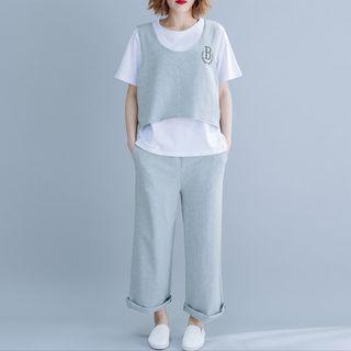 Set: Short-sleeve T-shirt + Tank Top + Wide-leg Pants