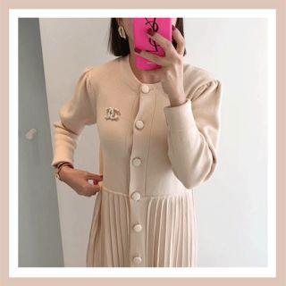 Pleated-hem Button-detail Knit Dress With Sash