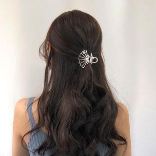 Faux Pearl Metal Shell Hair Clip