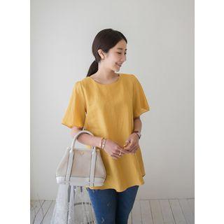Flutter-sleeve Linen Top
