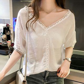 Short-sleeve V-neck Crochet-trim Blouse