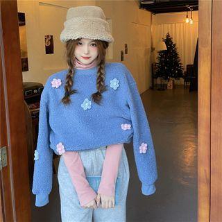 Floral Embroidered Fleece Sweatshirt / Long-sleeve Turtleneck Top