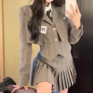 Cropped Blazer / Vest / Accordion Pleat Skirt / Necktie Blouse