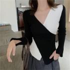 Two-tone V-neck Cropped Knit Top Black & White - One Size