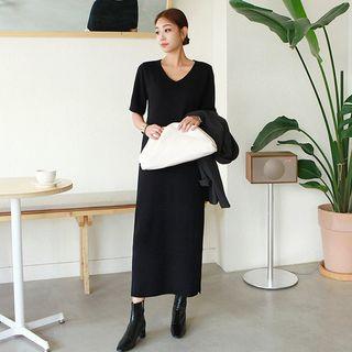 V-neck H-line Maxi Knit Dress