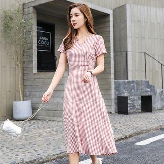 Short-sleeve V-neck Gingham Midi A-line Dress
