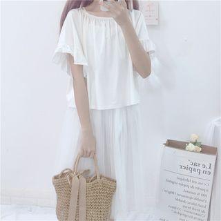 Plain Short Sleeve T-shirt / Mesh Midi Skirt