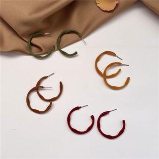 Flannel Twisted Open Hoop Earring