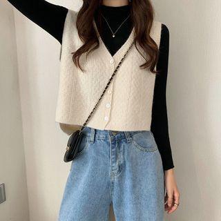 V-neck Vest / Plain Long-sleeve Top