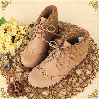 Lace-up Brogue Ankle Boots