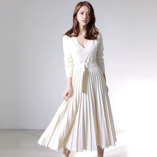 V-neck Midi A-line Knit Dress