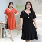 Short-sleeve Crew-neck A-line Dress