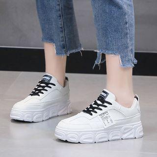 Applique Platform Lace Up Sneakers
