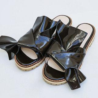 Bow Patent Slide Sandals