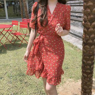 Short-sleeve Tie-waist Floral Print Ruffled Sheath Dress