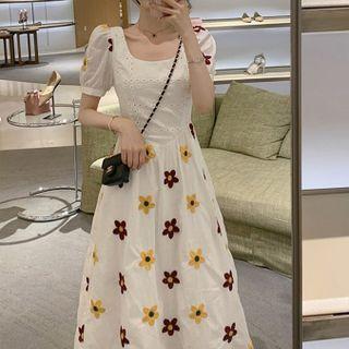 Short-sleeve Square Collar Flower Embroidered Maxi Dress