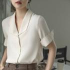 Short-sleeve Collar Button-up Blouse