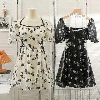 Tie-side Printed Mini Halter Dress
