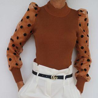 Dotted Panel Puff Sleeve Knit Top