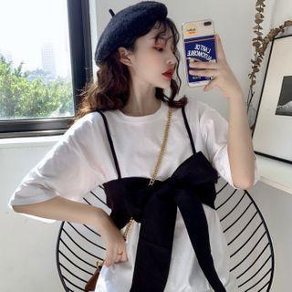 Set: Ribbon Cropped Camisole Top + Elbow-sleeve T-shirt