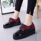 Plaid Panel Lace-up Wingtip Platform Shoes