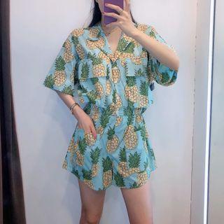 Pineapple Print Cropped Shirt / Shorts