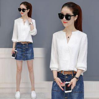 3/4 Sleeve V-neck Pleated Blouse