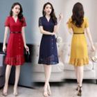 Short Sleeve V-neck Lace Panel Shift Dress