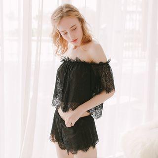 Set: Off-shoulder Lace Top + Shorts