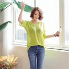 Cross-back Dip-back T-shirt