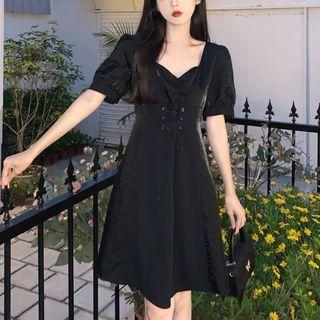 Short-sleeve Square-neck Strap Dress