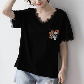 Short-sleeve V-neck Lace-trim Embroidered T-shirt