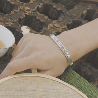 Embossed Bangle Sl0507 - Silver - One Size
