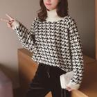 Houndstooth High-neck Sweater