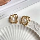 Faux Pearl Irregular Alloy Earring 1 Pair - Gold & White - One Size