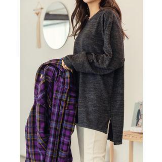 Plus Size Dip-back Textured Top