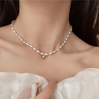 Bead Alloy Pendant Faux Pearl Choker White & Gold - One Size