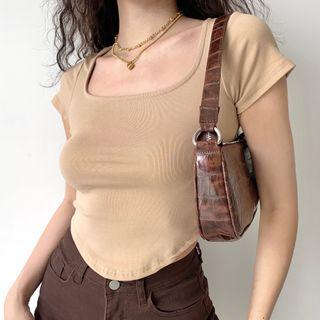 Short-sleeve Square-neck Plain Curved Hem Top