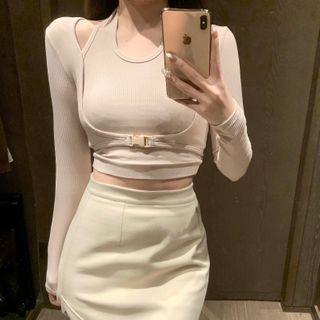 Mock Two-piece Long-sleeve Buckled Crop Top