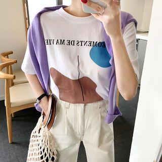 Round-neck Graphic Print T-shirt