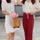 Short-sleeve Floral Crinkled Top / A-line Mini Dress