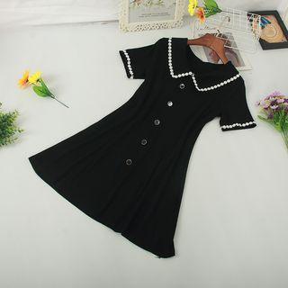 Short-sleeve Floral Trim A-line Dress