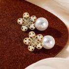 Flower Faux Crystal Faux Pearl Dangle Earring 1 Pair - E5532 - Gold - One Size