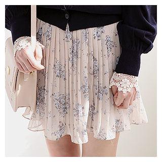 Floral Pattern Chiffon Mini Pleated Skirt
