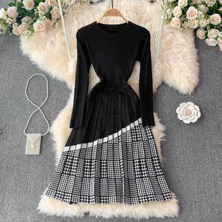 Houndstooth Panel Pleated A-line Dress