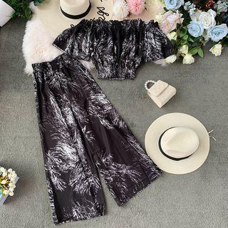 Set : Printed Off-shoulder Blouse + High-waist Pants